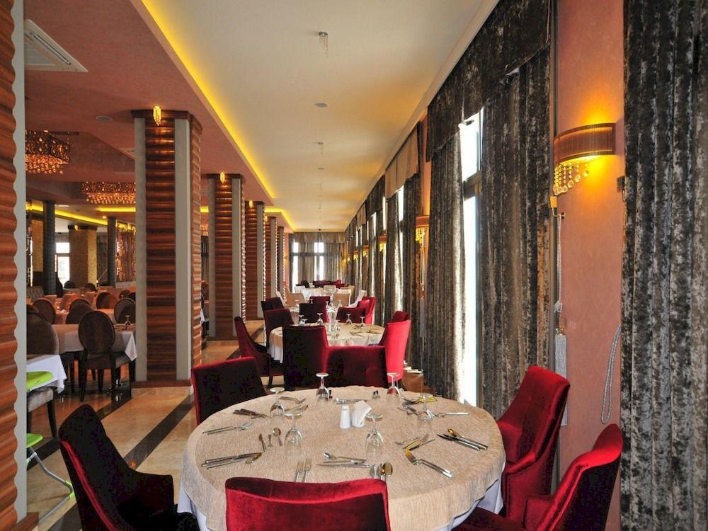 Hotel Golden Rock Beach 5*