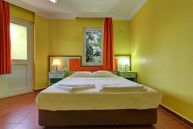 Hotel Mandalinn 3*