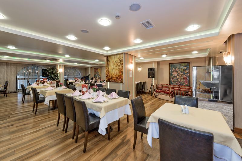 Hotel Zagreb 4*