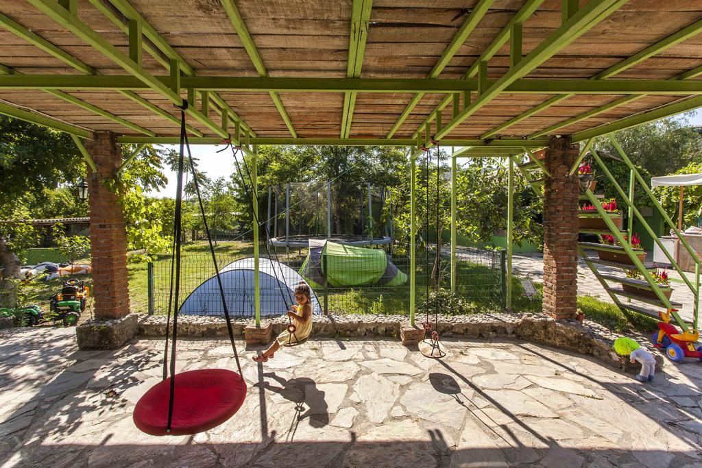Otantik Tas Ev Bed & Breakfast Dalaman