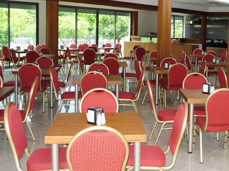 Hotel Batont Garden 3*