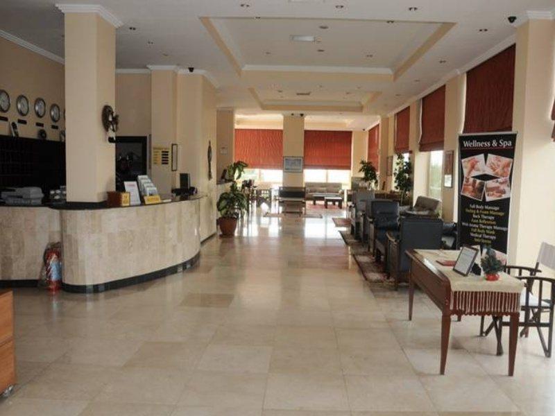 Hotel Arora 4*