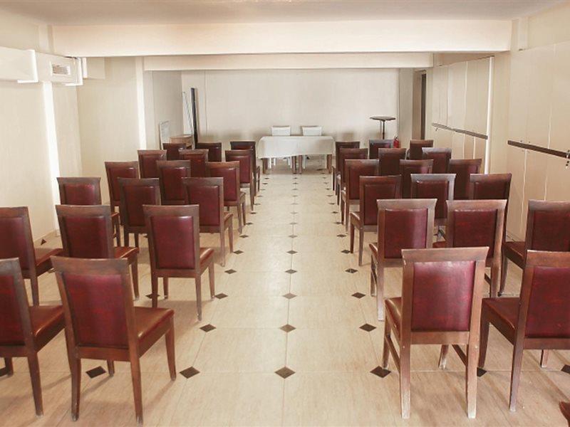 Hotel Arora 4*