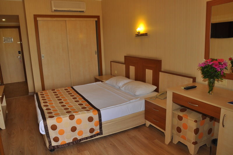 Stella Ultra 5* Okurcalar