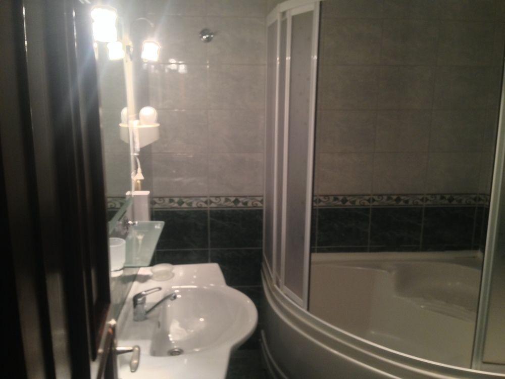 Kutle Hotel 3*