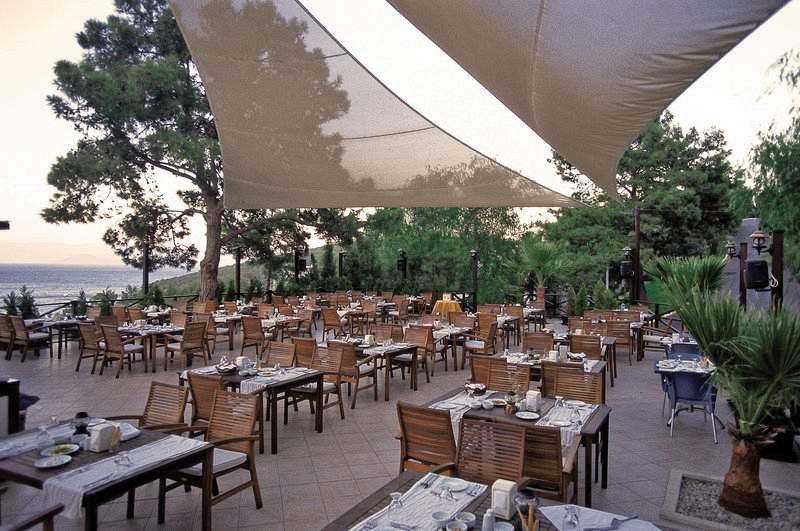 Voyage Hotel