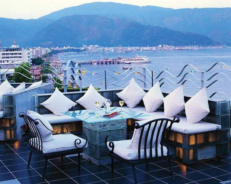 Elegance International Hotel 5*