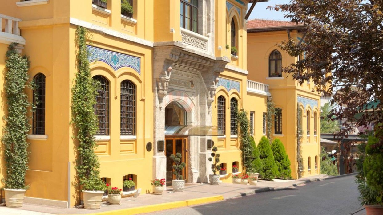 Four Seasons At Sultanahmet 5*