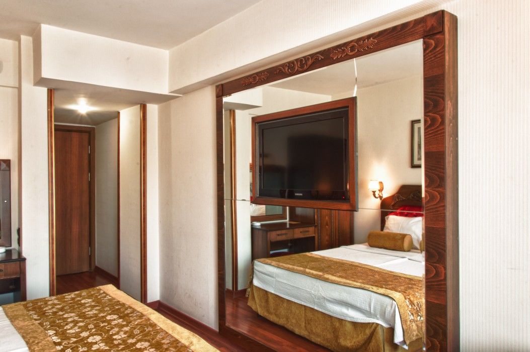 Santa Pera Hotel 2*