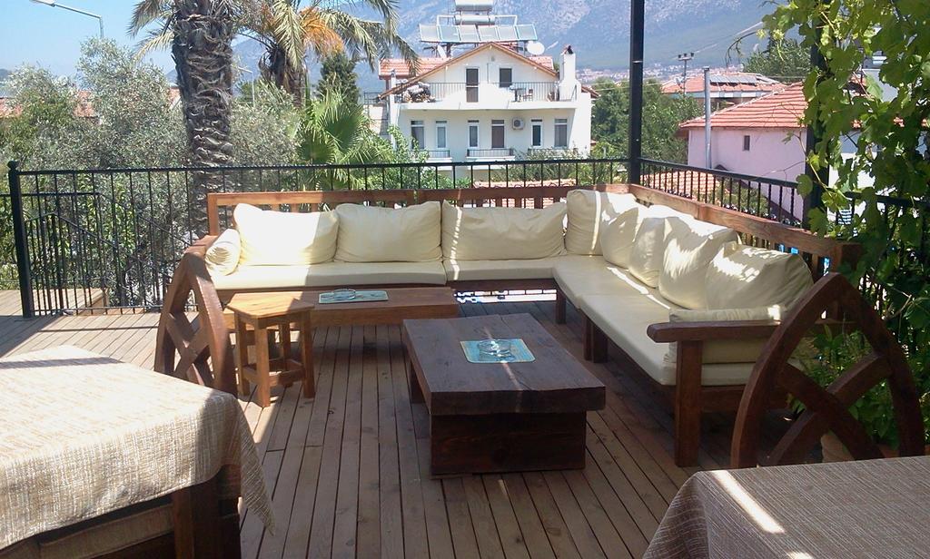 Boutique Suites At The Moonlight Apartment