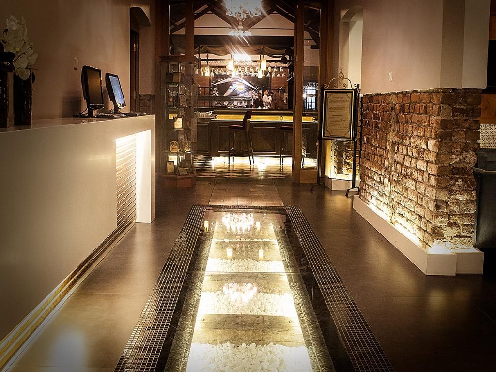 Montania Special Class Hotel 4*