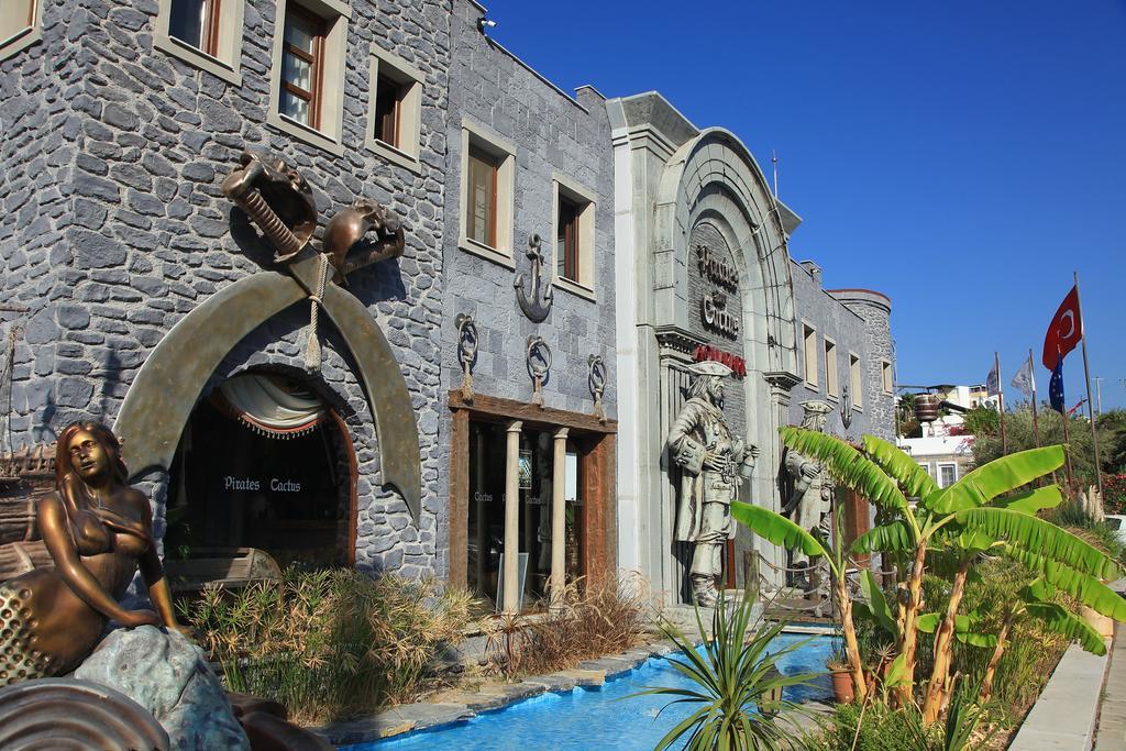 Cactus Mirage Family Club Resort 4*