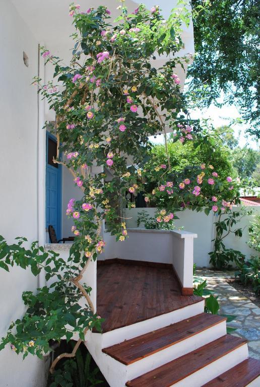Hotel Myra