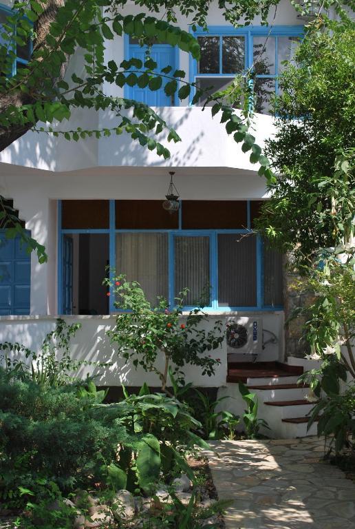 Hotel Myra 3*
