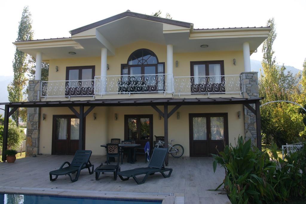 Meliha Villa *