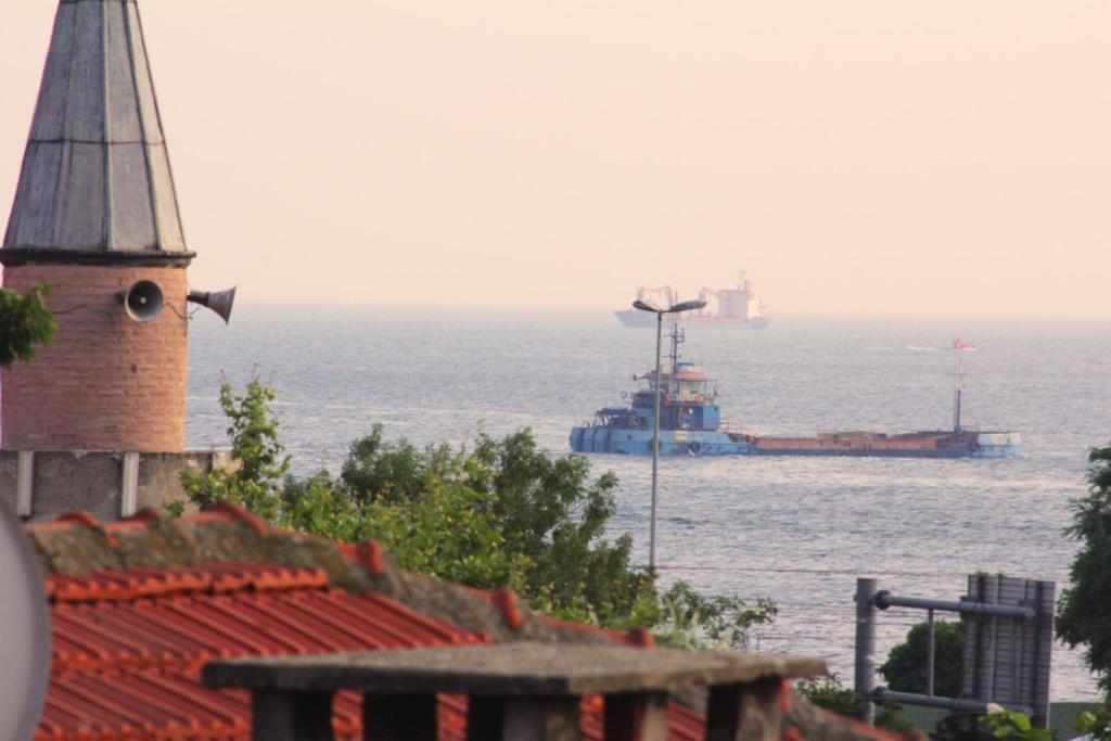 Uyar Apt Istanbul
