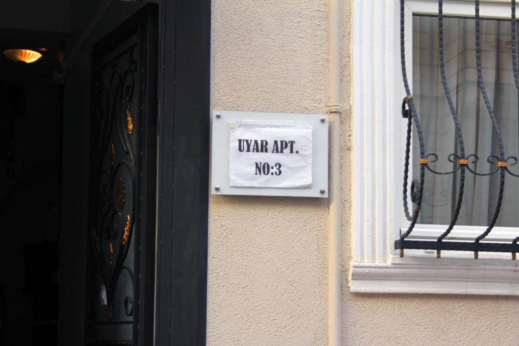 Uyar Apt *