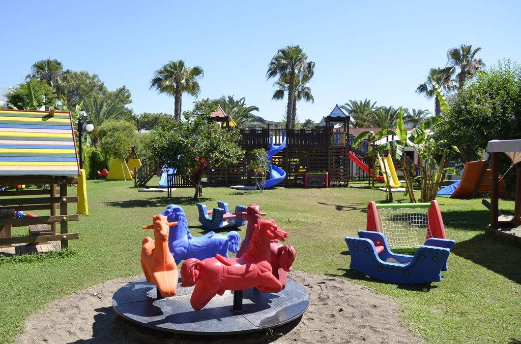 Resort Emelda Sun Club 5*