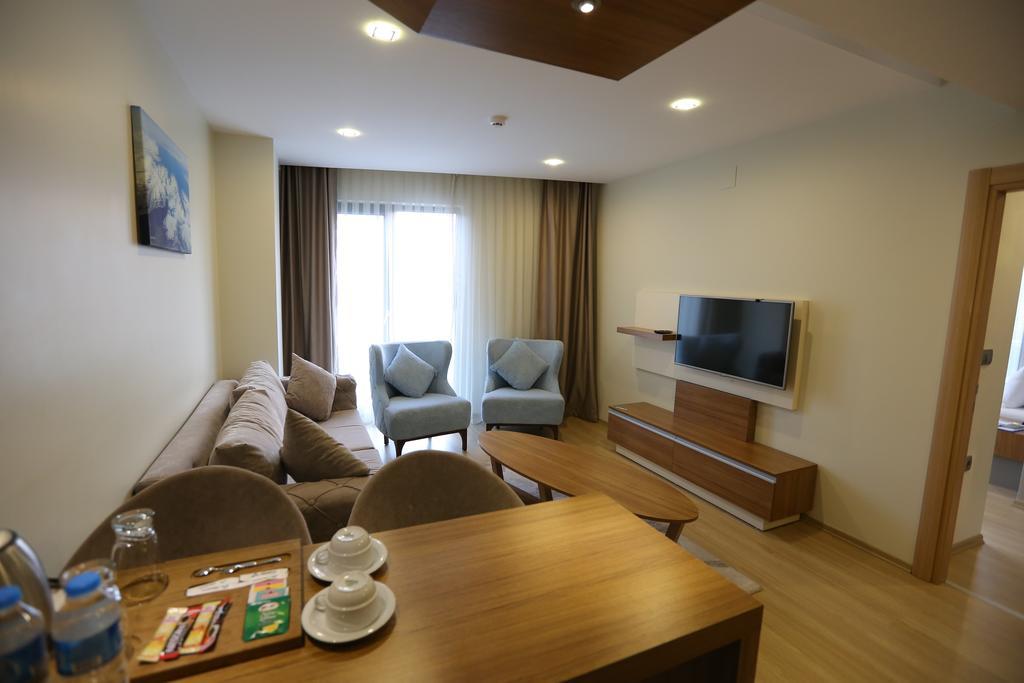 Alesha Hotel 4*