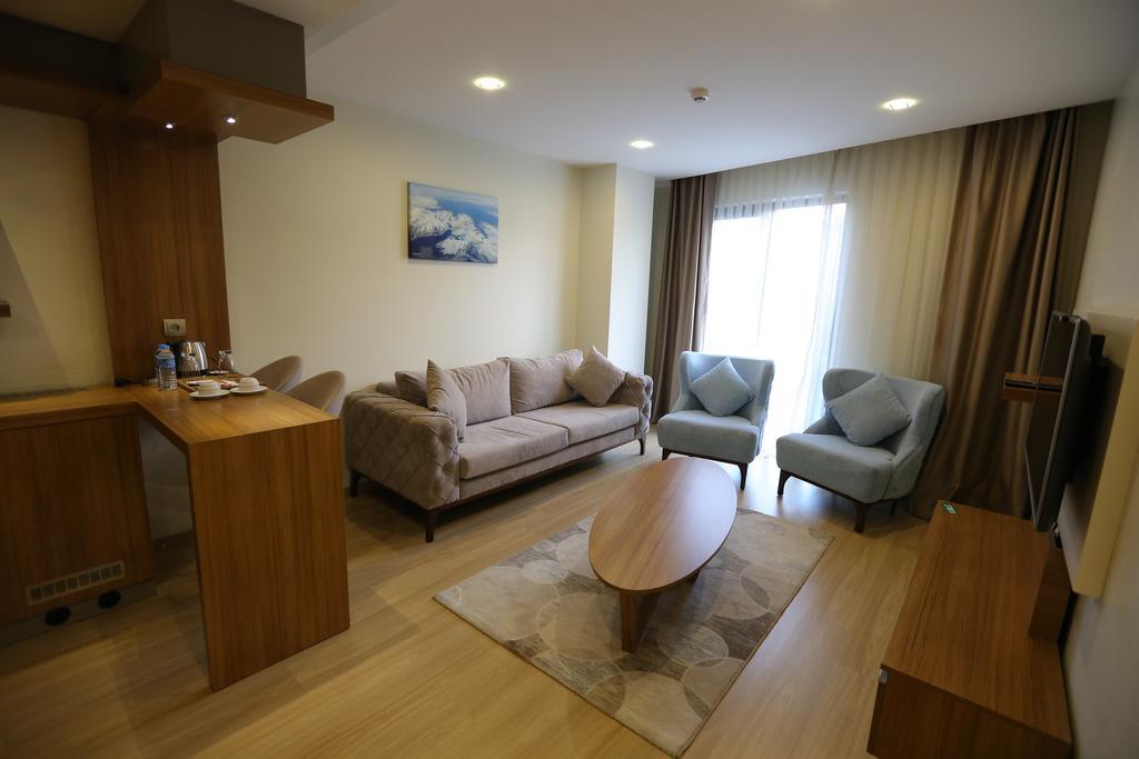 Hotel Alesha 4*