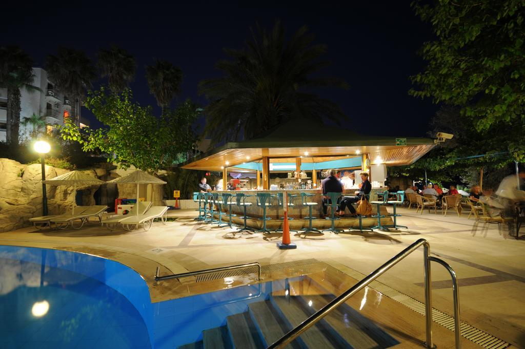 Tropical Hotel 4*