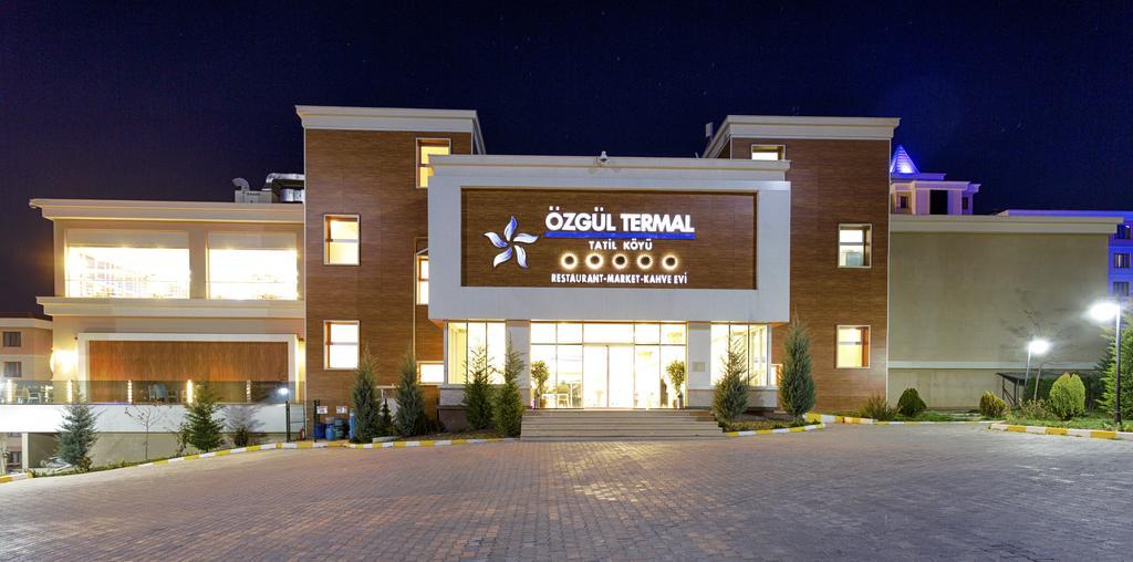 Grand Ozgul Thermal Village Resort 4*