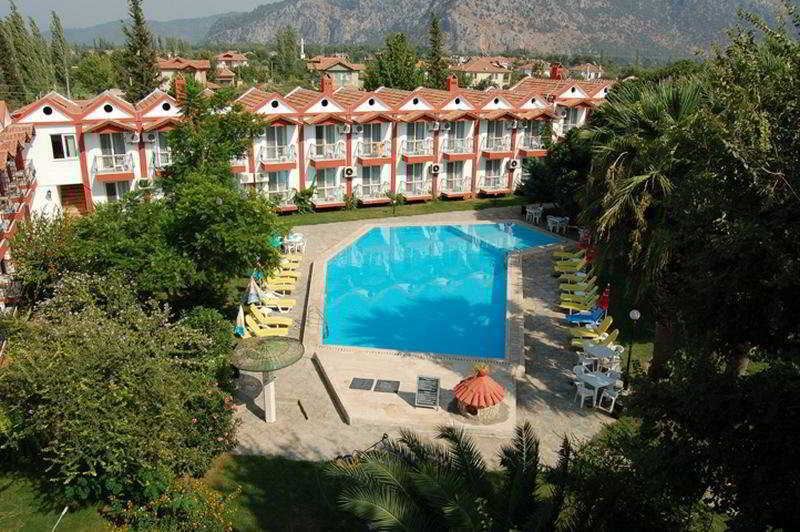 Hotel Grand Emir & 3*