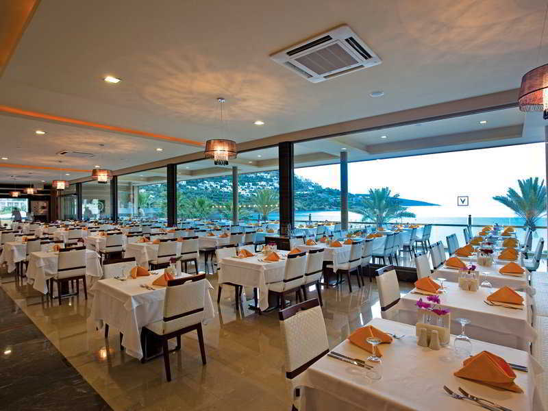 Voyage Hotel Golturkbuku