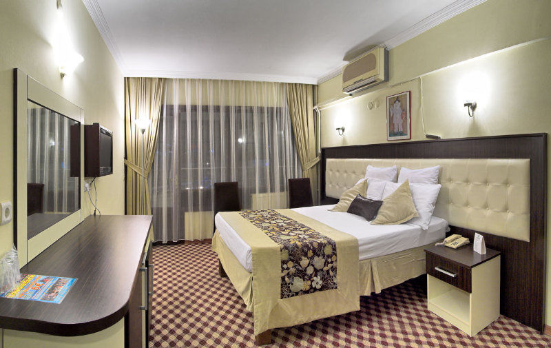 Grand Kurdoglu 4* Kusadasi