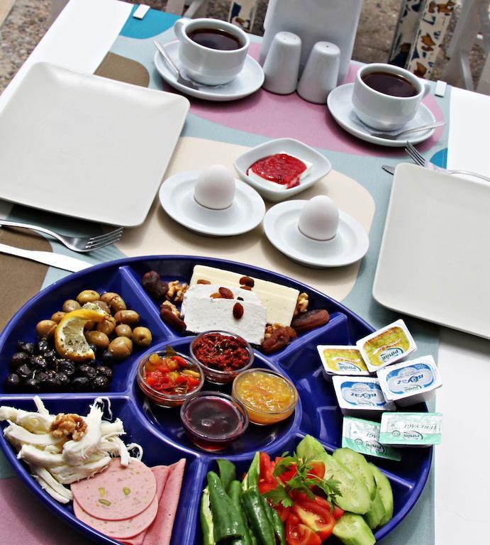 Larimar Boutique 3*