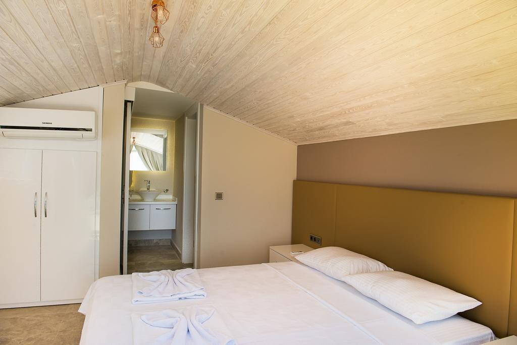 Azure Heights No5 Apartment