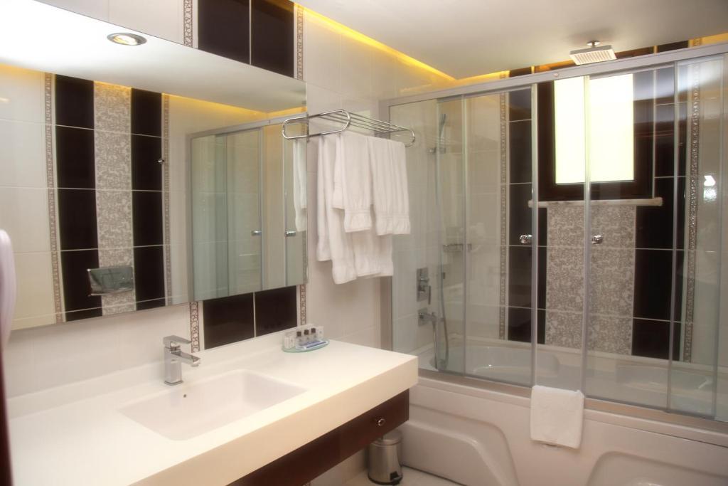 Hotel Ipekyolu Park 4*