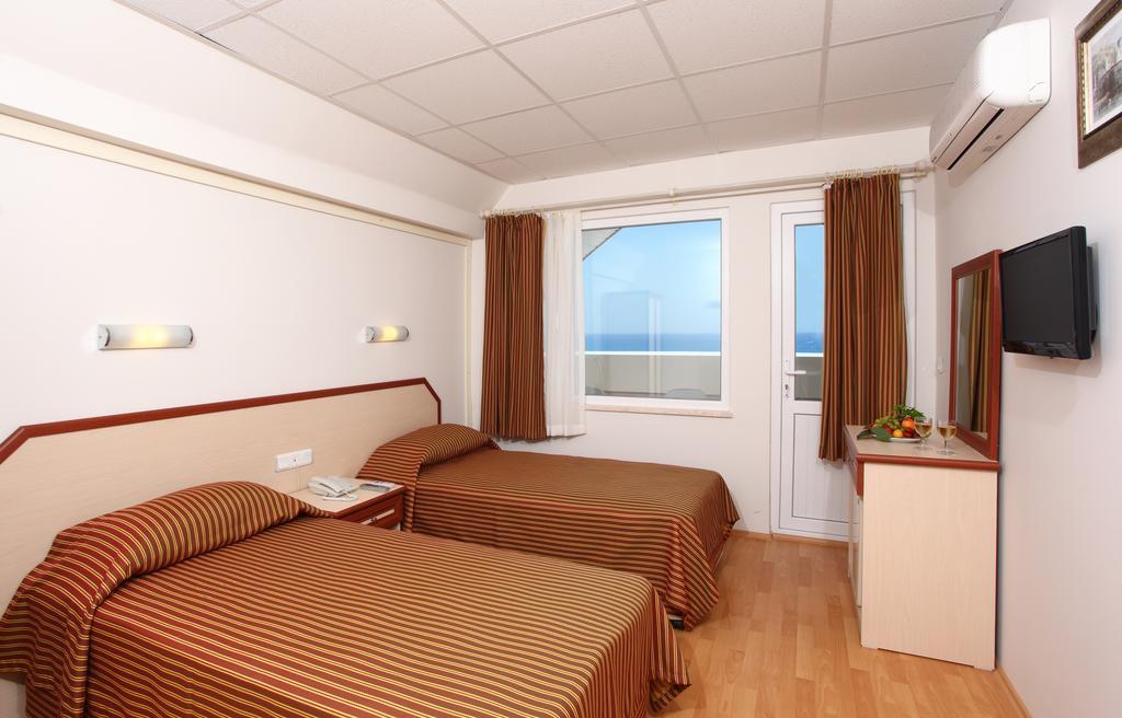 Hotel Sea Bird