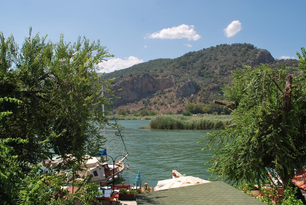 Myra Hotel 3*