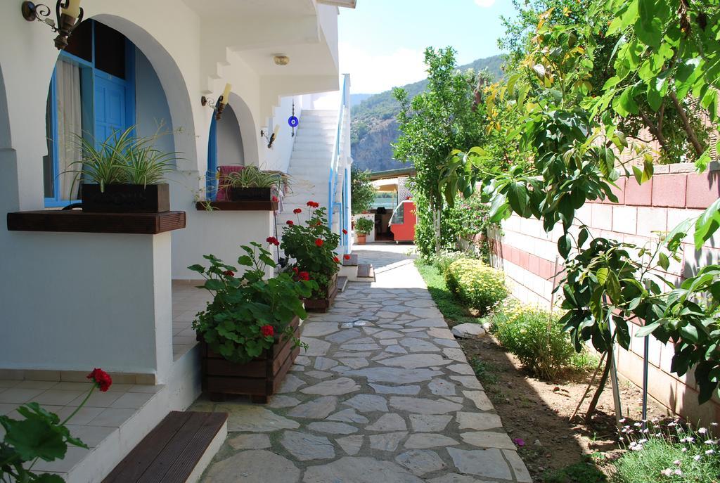 Hotel Myra