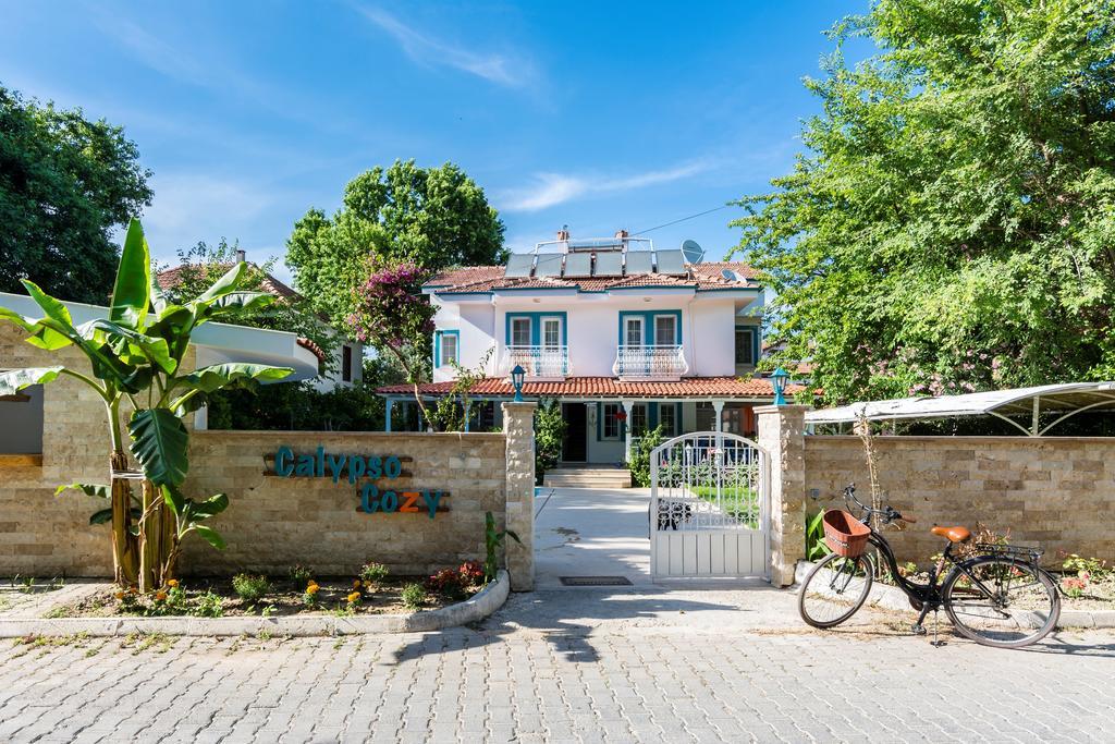Calypso Cozy Suites (Adults Only) 4*