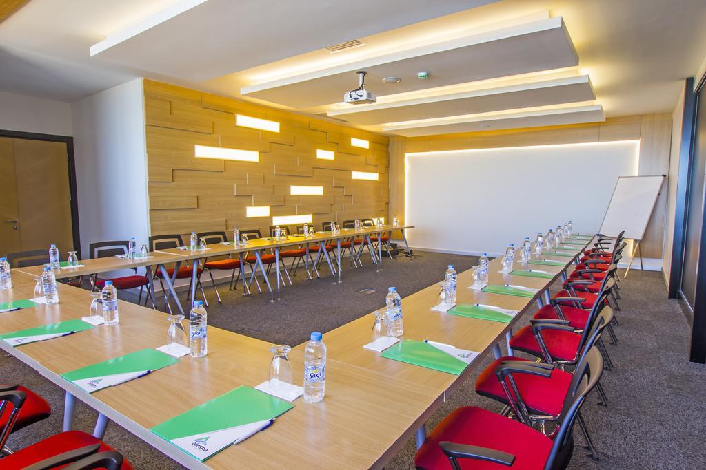 Alesha Hotel 4*