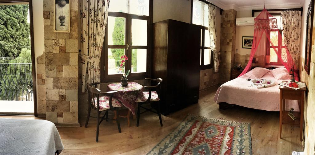 Herakles Bed & Breakfast