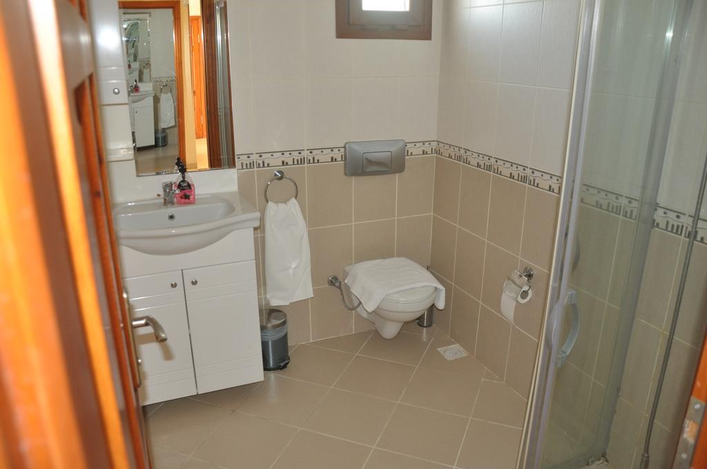 Ozalp Apart A4 Ortak Havuzlu Apartment
