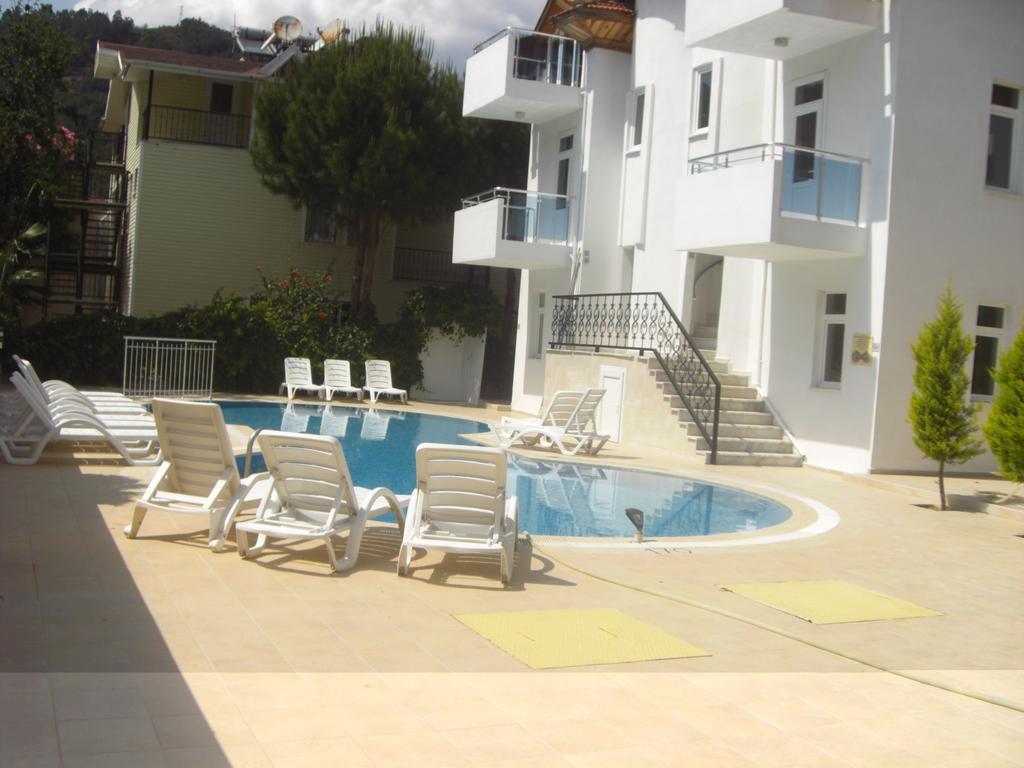 Tolan Aparthotel