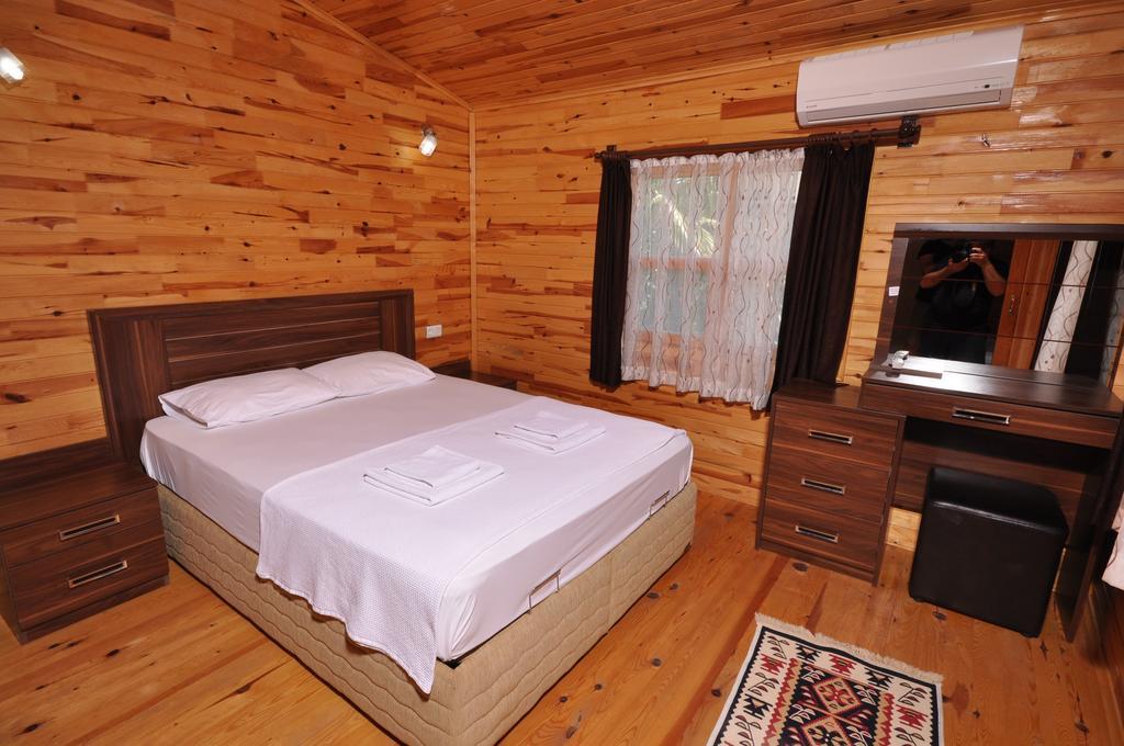Cesur Pansiyon Cirali