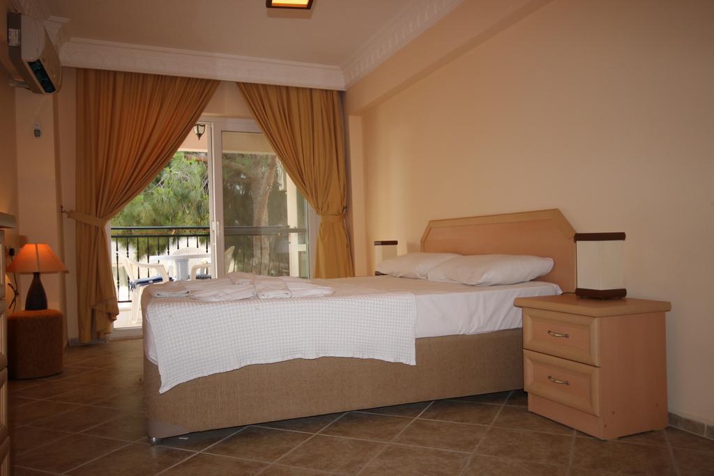 Royal Residences Aparthotel *