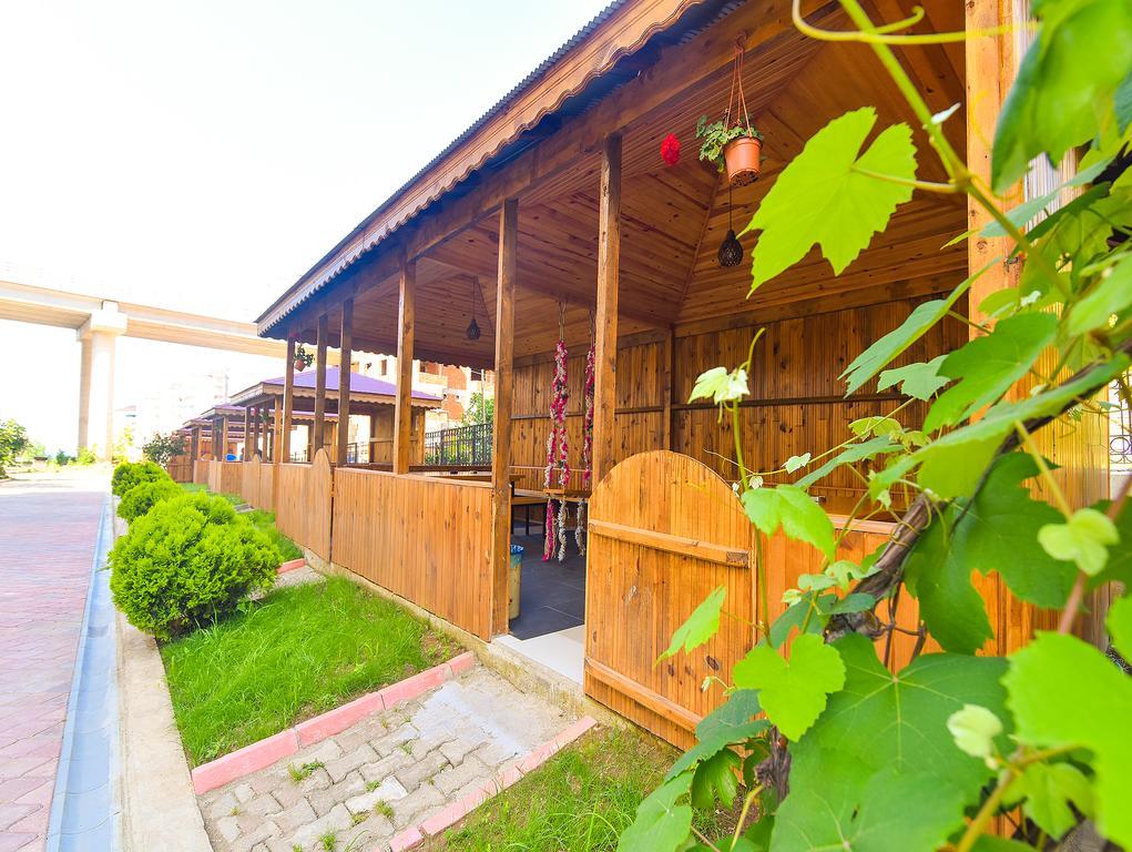 Aparthotel Lahza Apart
