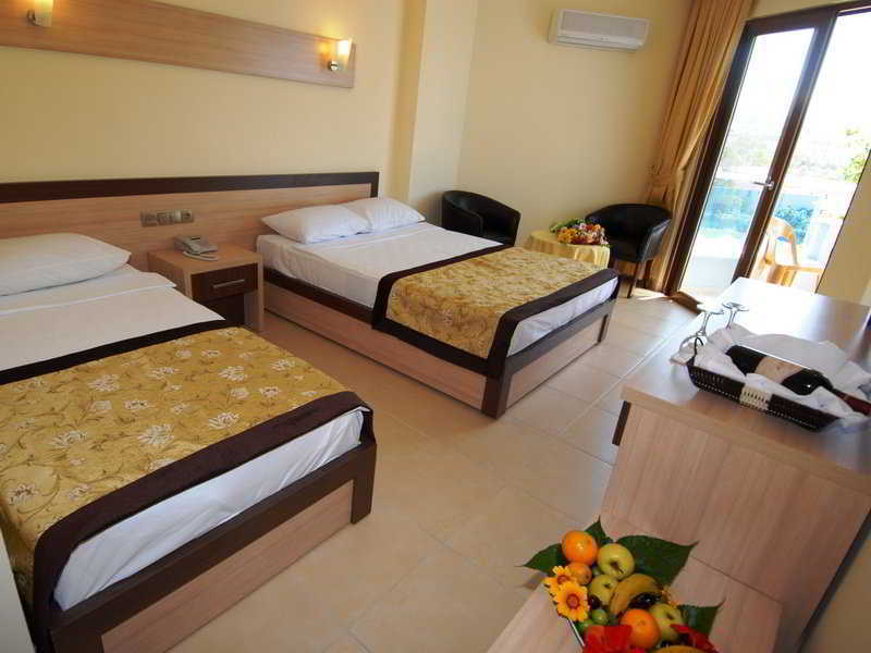 Resort Caretta 4*