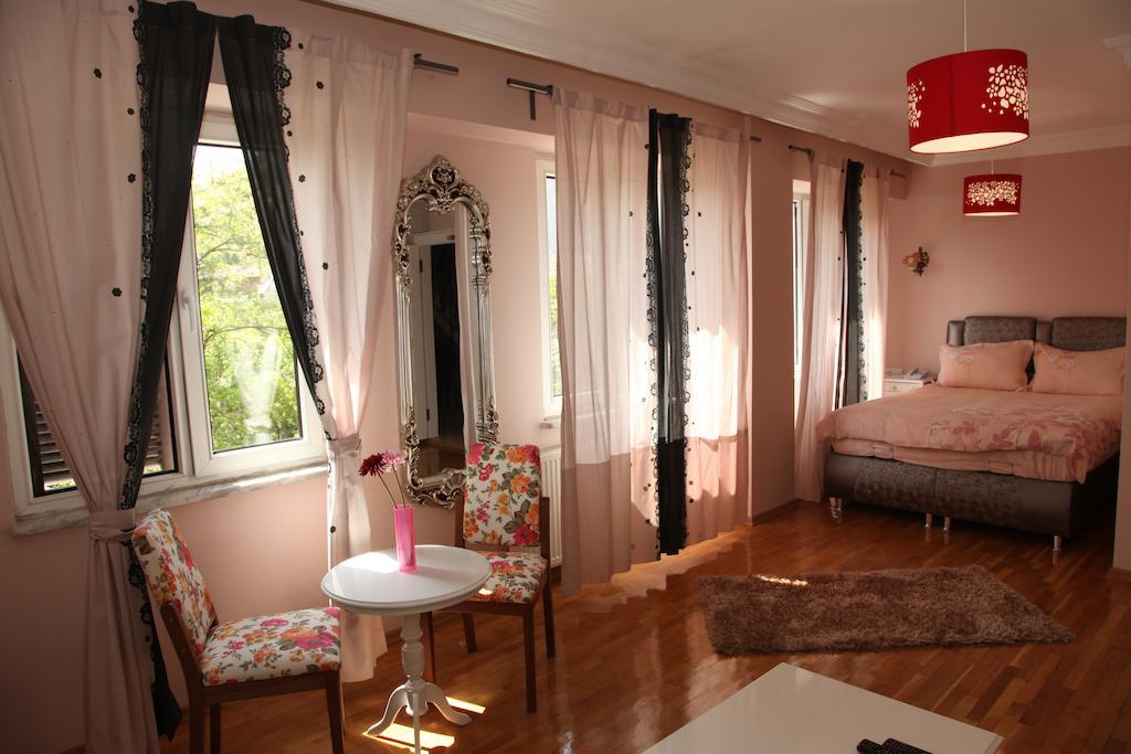 Bed & Breakfast Yesim Suites