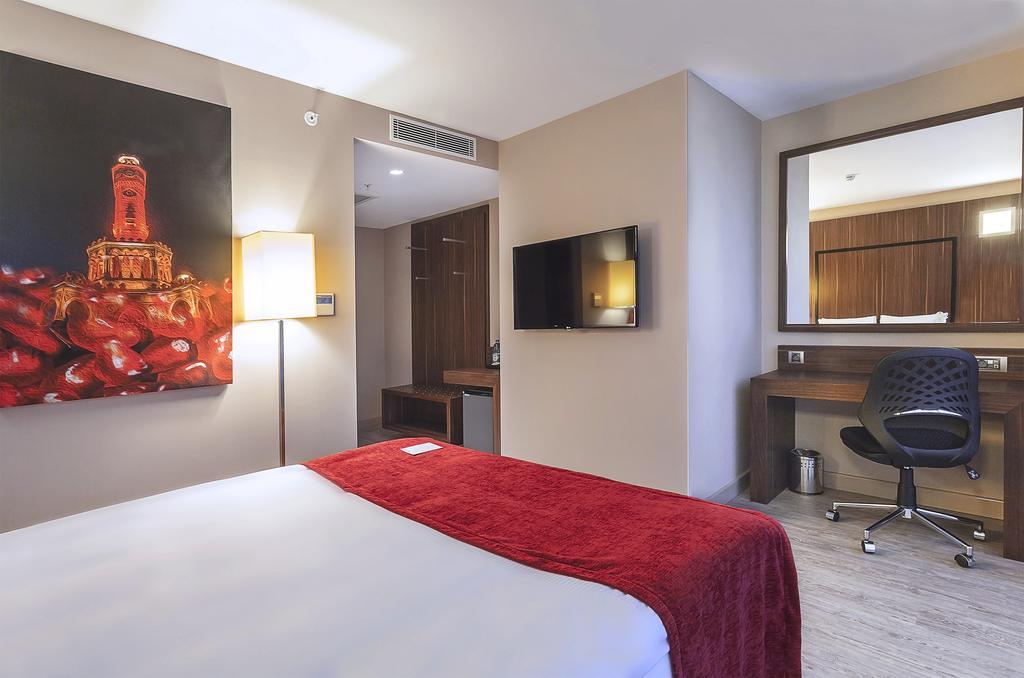 Ramada Encore By Wyndham Hotel