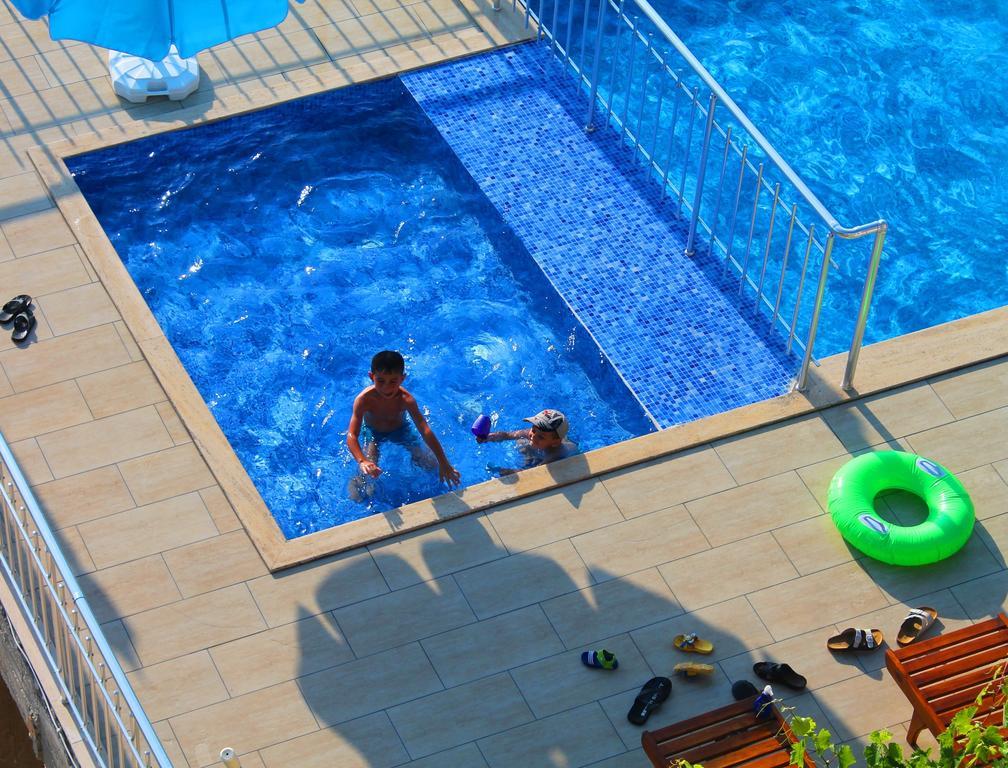 Sun Club Hotel