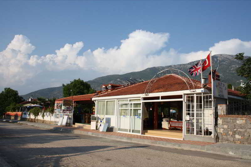 Happy Nur Oludeniz