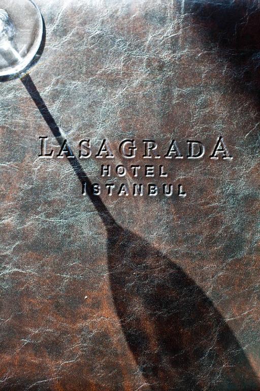 Lasagrada 5*