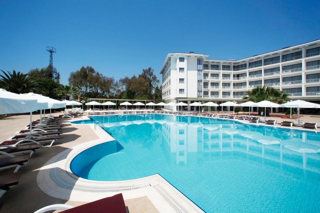 Hotel Le Monde & 4*